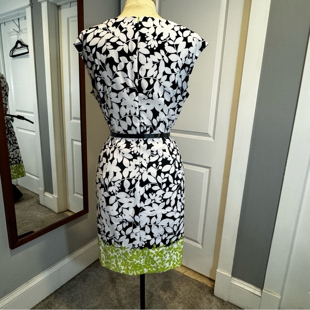 London Times Black White Green Square Neck belted floral leaves Sheath Dress 12 - Picture 5 of 11